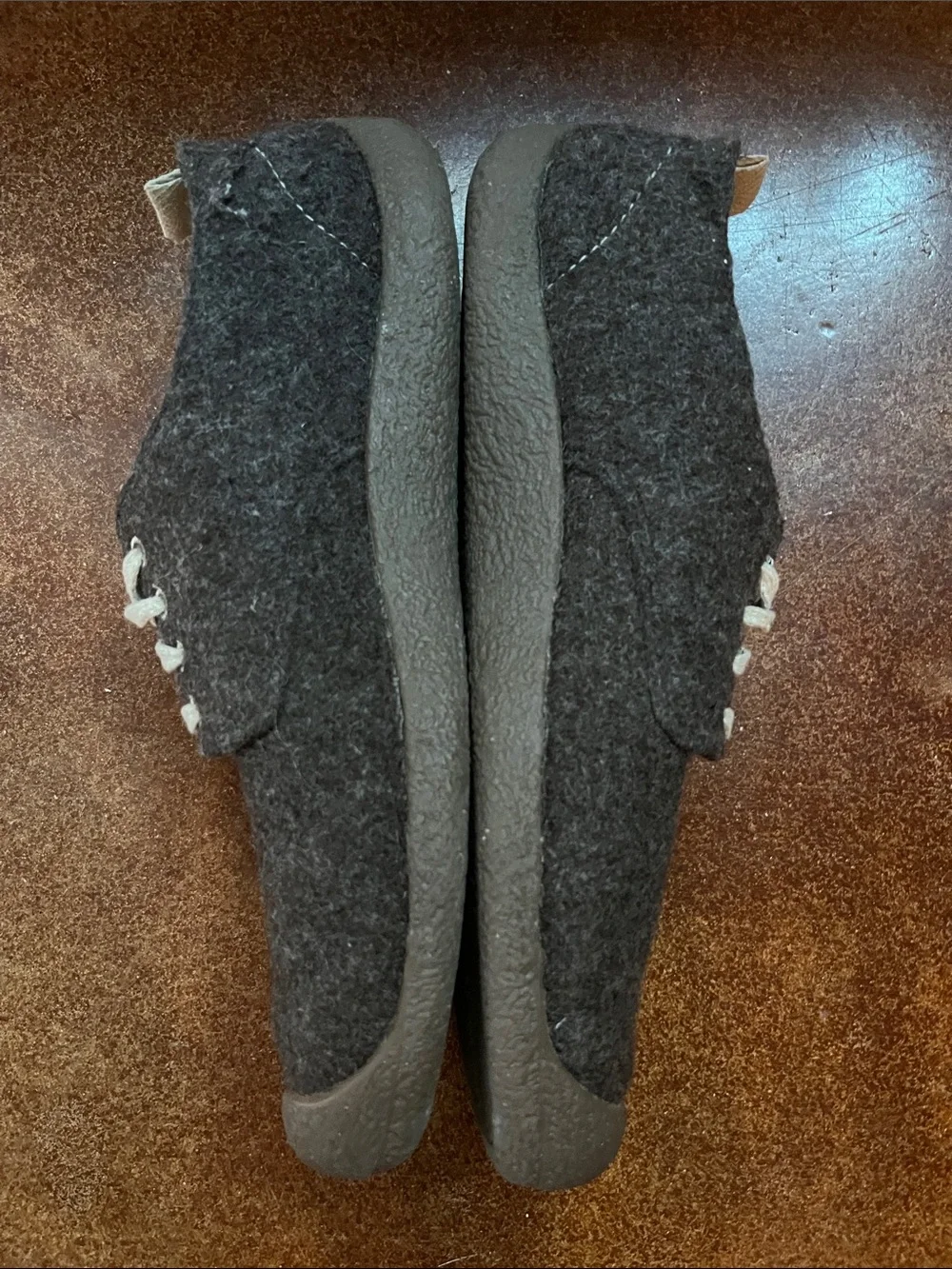 KEEN Men’s Dark BrownWool Sneakers with Light Brown Laces